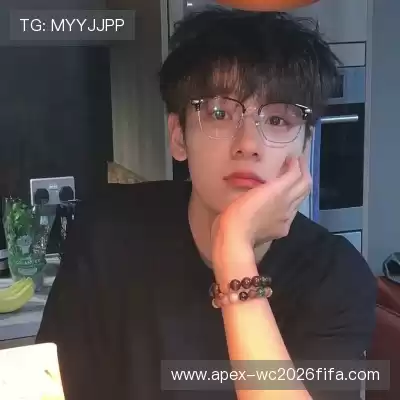 姬镇裙